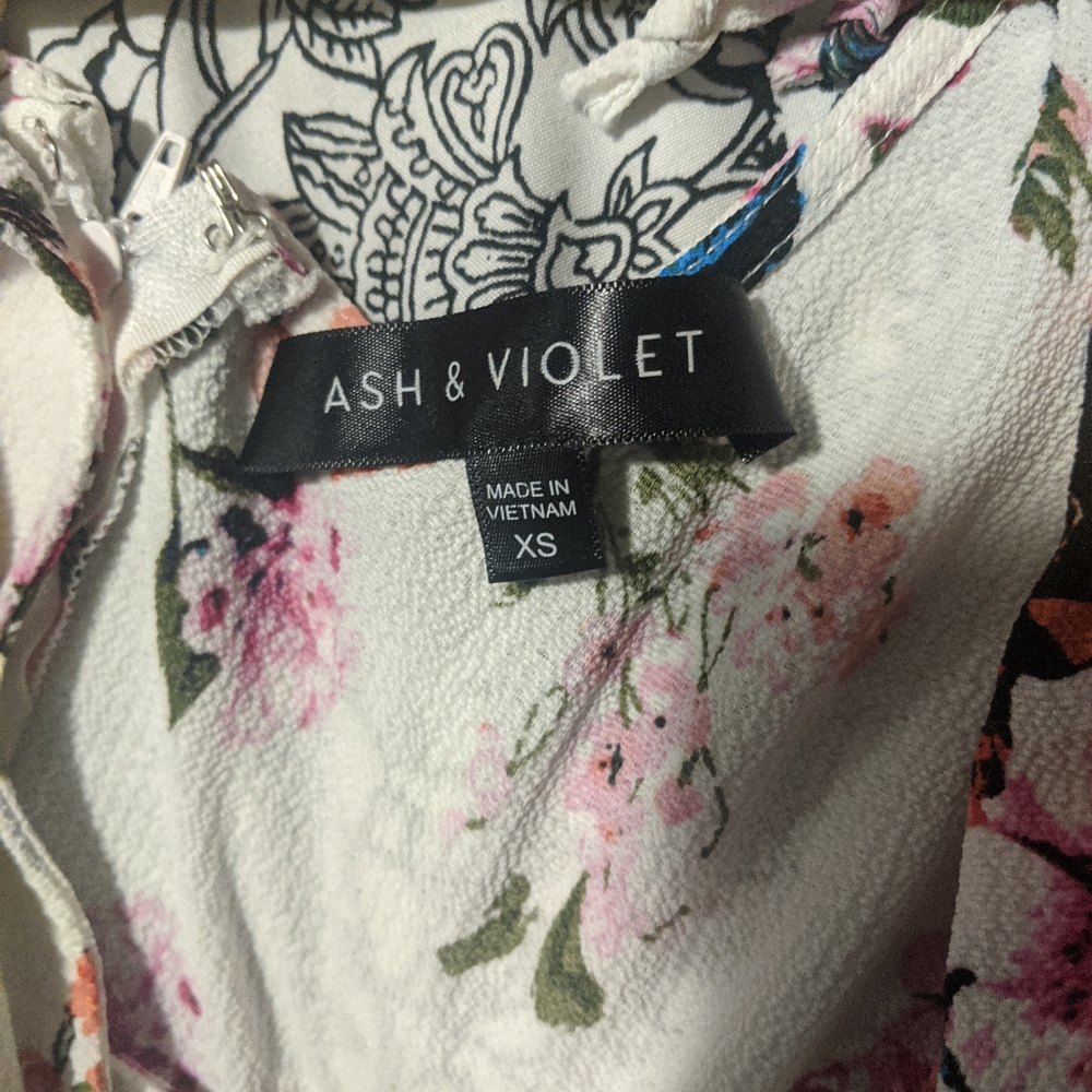 Ash & Violet Romper - Picture 4 of 4